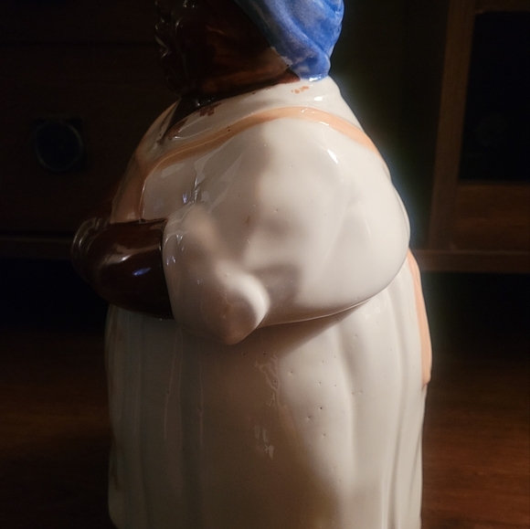 Mosaic Tile Company Vintage white Dress Cookie Jar rare find - Picture 6 of 7